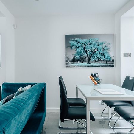 Exceptional Whole House Chelsea With Roof Terrace Lägenhet London Exteriör bild